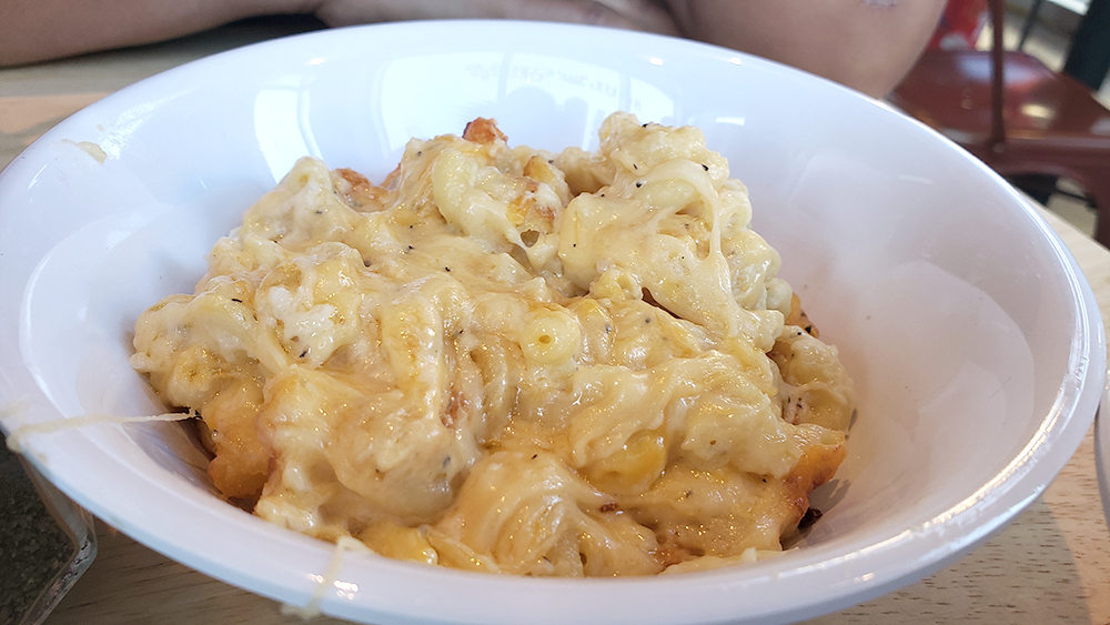 Macaroni and Cheese - Soul Crab Chicago